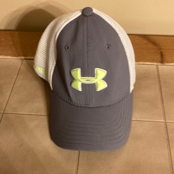 Under Armour hat youth XS/S 🌺‎ - Picture 1 of 5